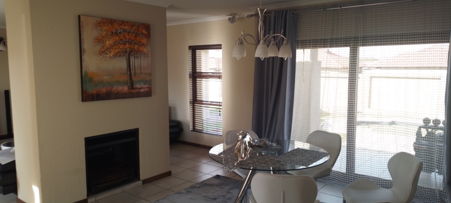 3 Bedroom Property for Sale in Helderwyk Gauteng