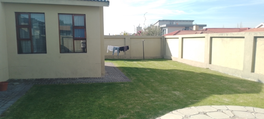 3 Bedroom Property for Sale in Helderwyk Gauteng