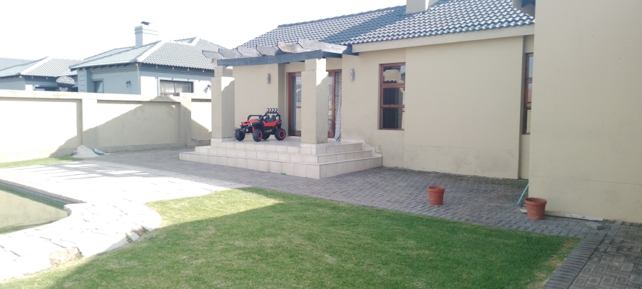 3 Bedroom Property for Sale in Helderwyk Gauteng