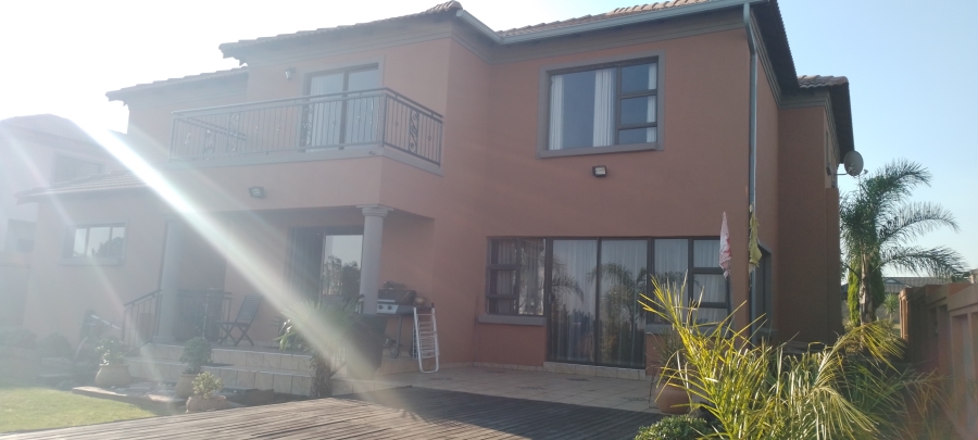 4 Bedroom Property for Sale in Helderwyk Gauteng