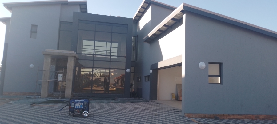 4 Bedroom Property for Sale in Helderwyk Gauteng