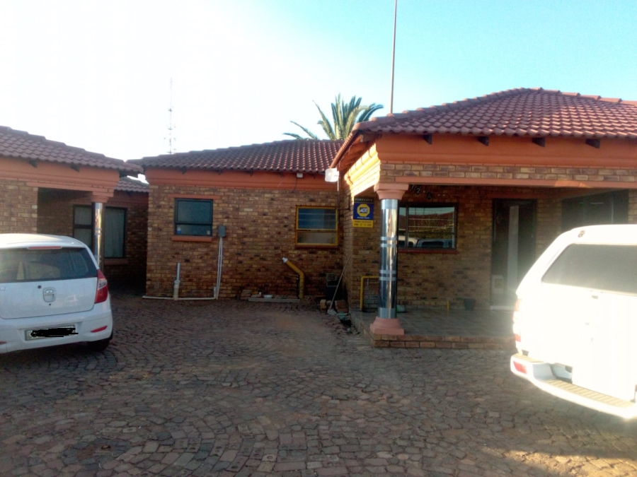 3 Bedroom Property for Sale in Geluksdal Gauteng