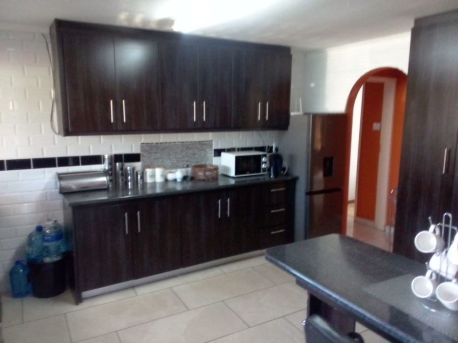 3 Bedroom Property for Sale in Geluksdal Gauteng