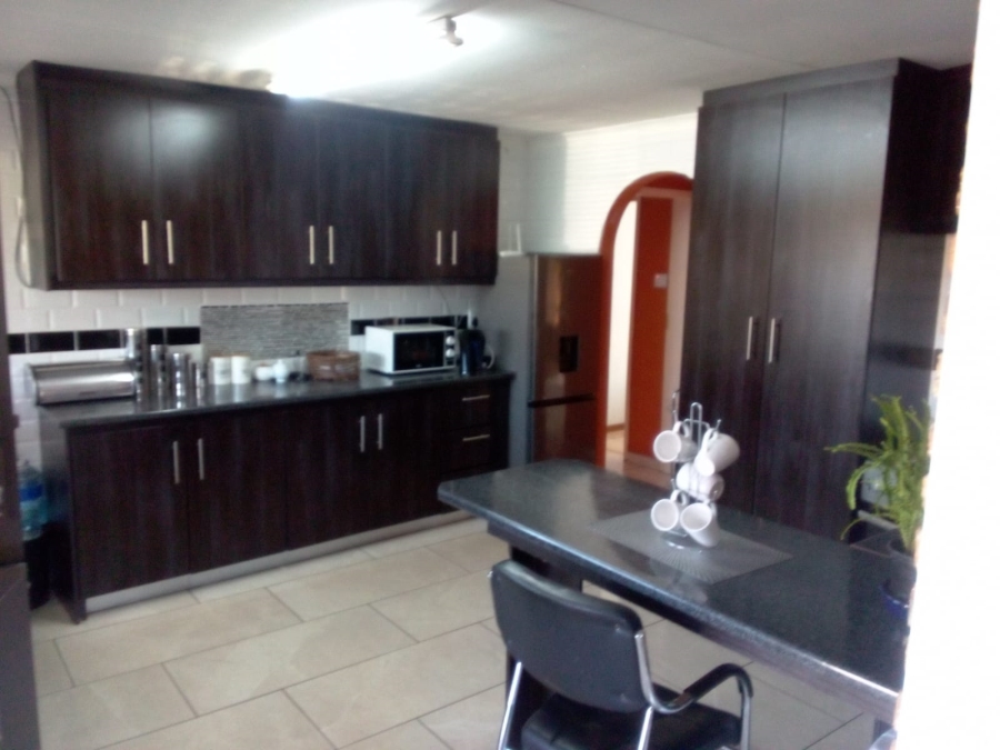 3 Bedroom Property for Sale in Geluksdal Gauteng