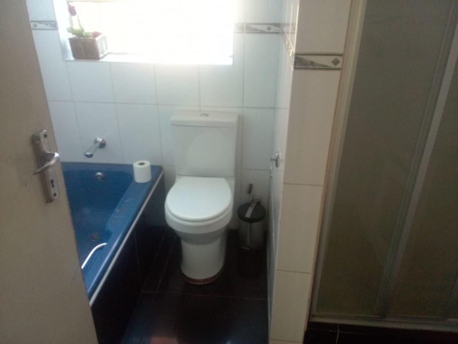 3 Bedroom Property for Sale in Geluksdal Gauteng