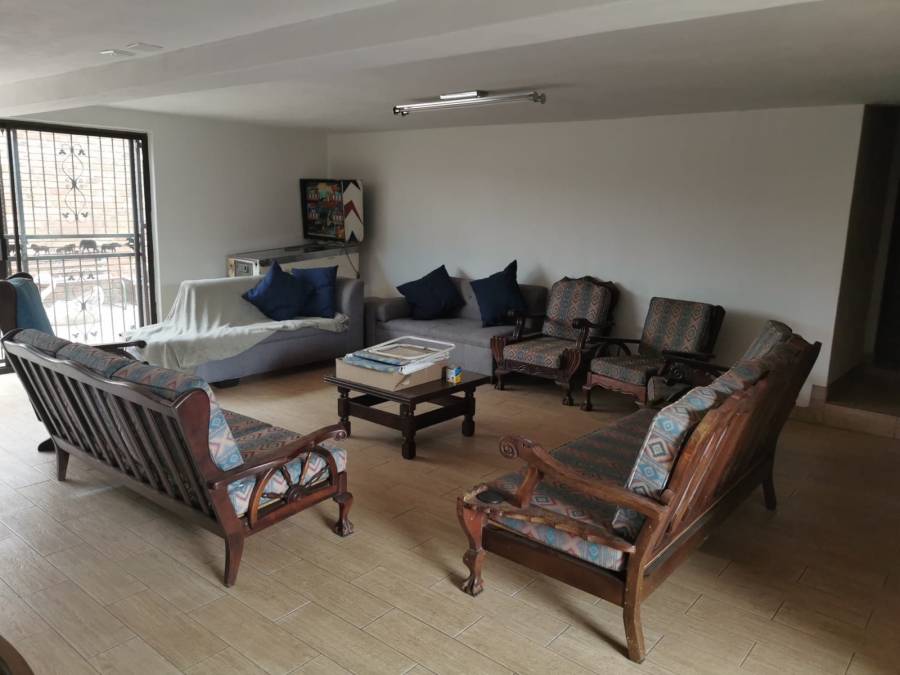 7 Bedroom Property for Sale in Sunair Park Gauteng