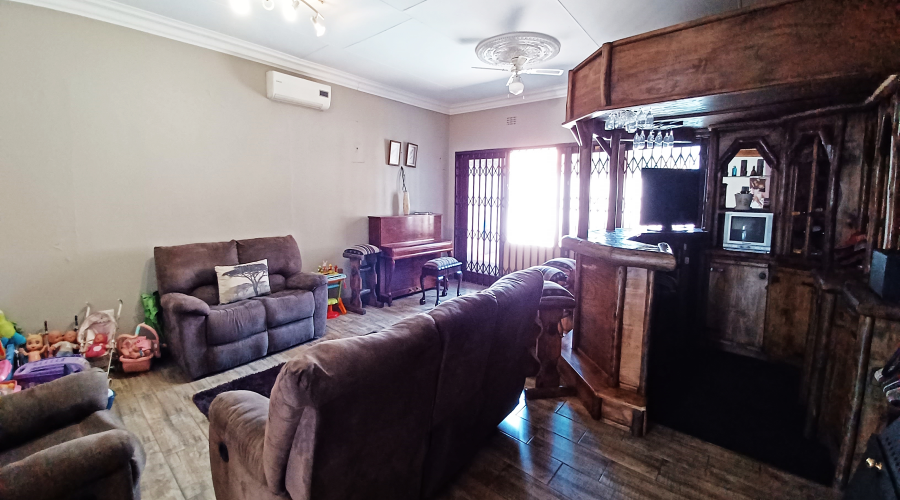 3 Bedroom Property for Sale in Vanderbijlpark SE 6 Gauteng