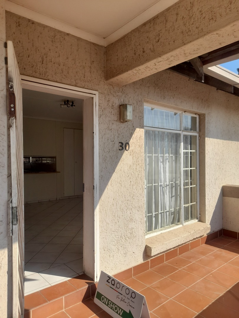 2 Bedroom Property for Sale in Rewlatch Gauteng