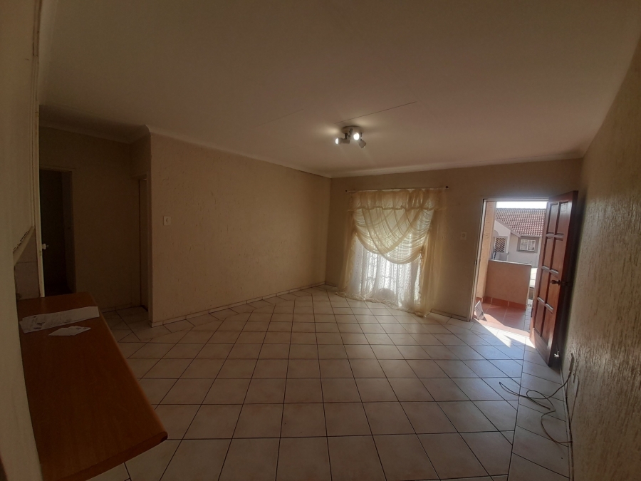 2 Bedroom Property for Sale in Rewlatch Gauteng