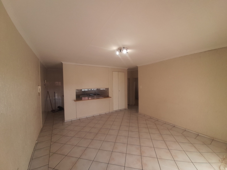 2 Bedroom Property for Sale in Rewlatch Gauteng