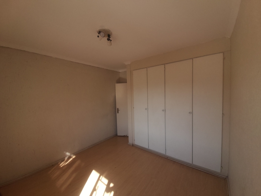 2 Bedroom Property for Sale in Rewlatch Gauteng