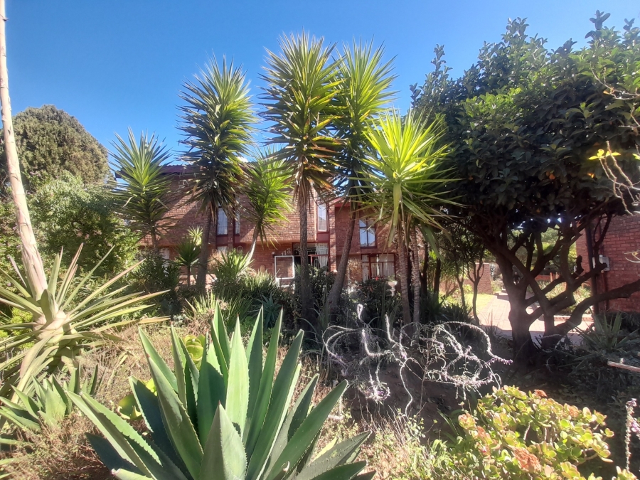 2 Bedroom Property for Sale in The Hill Gauteng