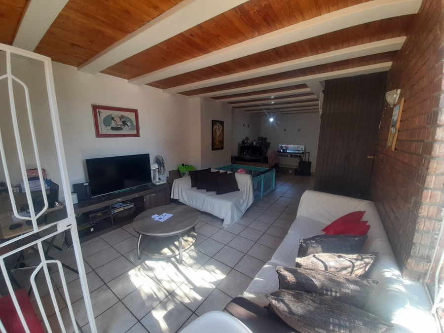 2 Bedroom Property for Sale in The Hill Gauteng