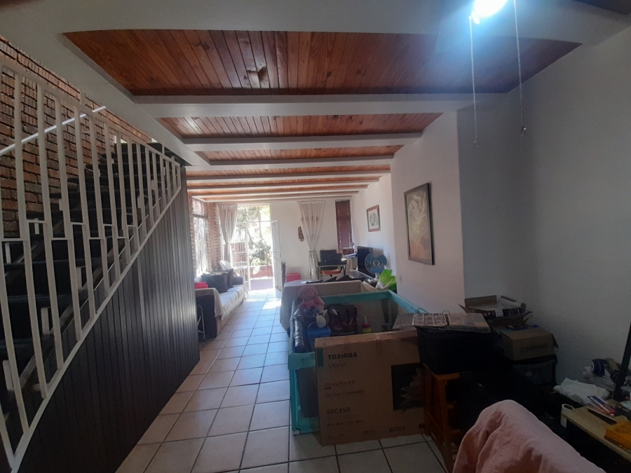 2 Bedroom Property for Sale in The Hill Gauteng