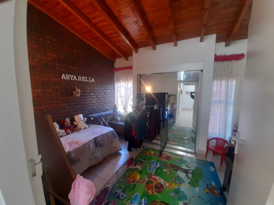 2 Bedroom Property for Sale in The Hill Gauteng