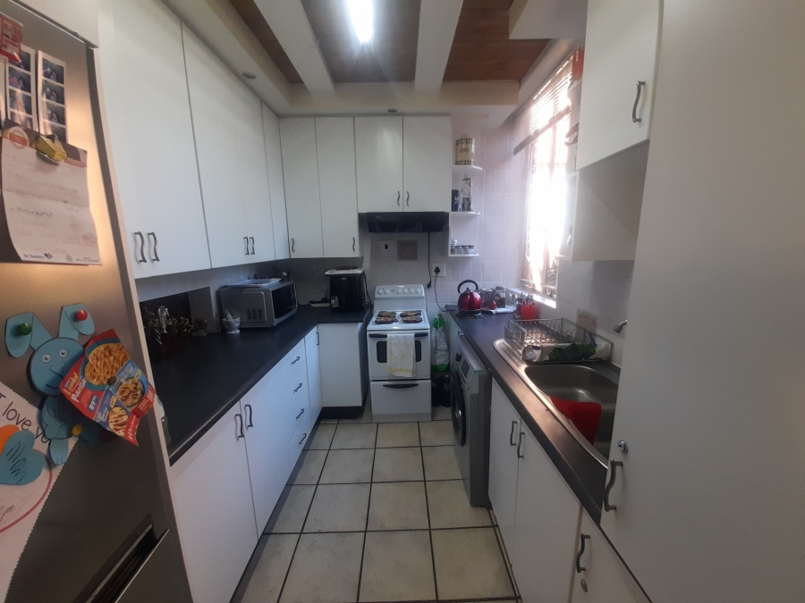 2 Bedroom Property for Sale in The Hill Gauteng