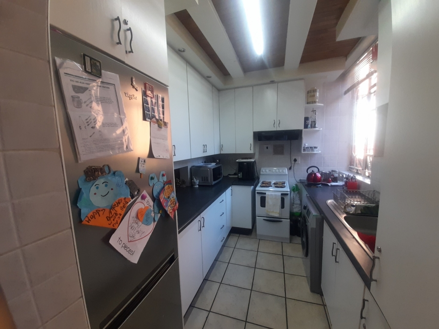 2 Bedroom Property for Sale in The Hill Gauteng