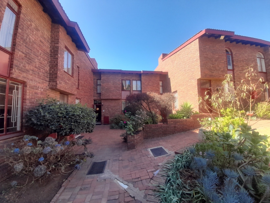 2 Bedroom Property for Sale in The Hill Gauteng