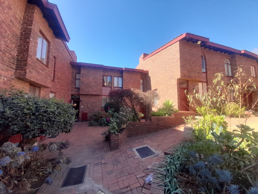 2 Bedroom Property for Sale in The Hill Gauteng