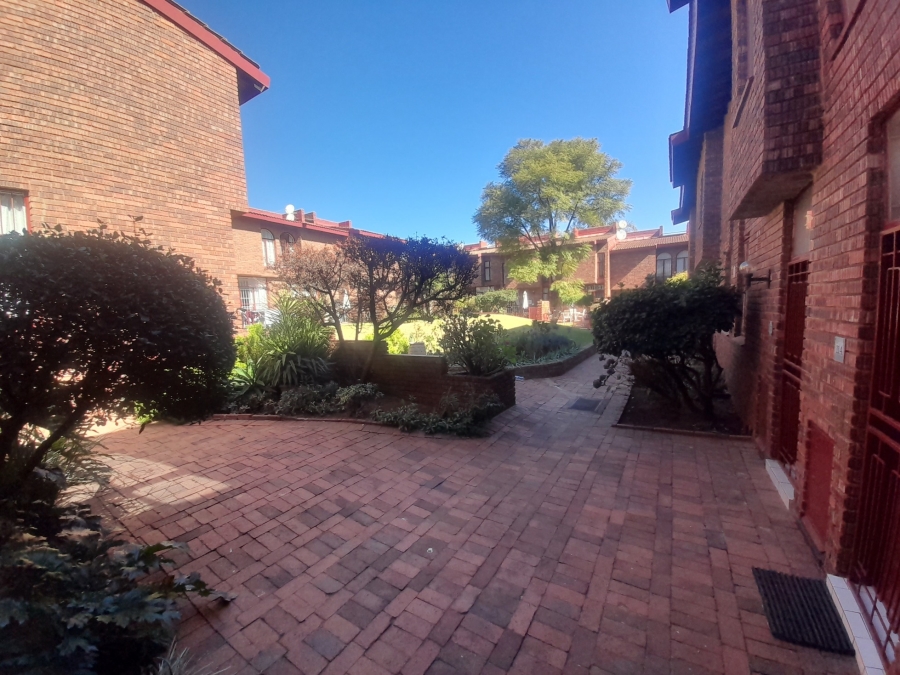 2 Bedroom Property for Sale in The Hill Gauteng