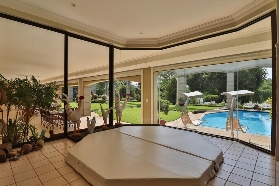 5 Bedroom Property for Sale in Marlbank Gauteng