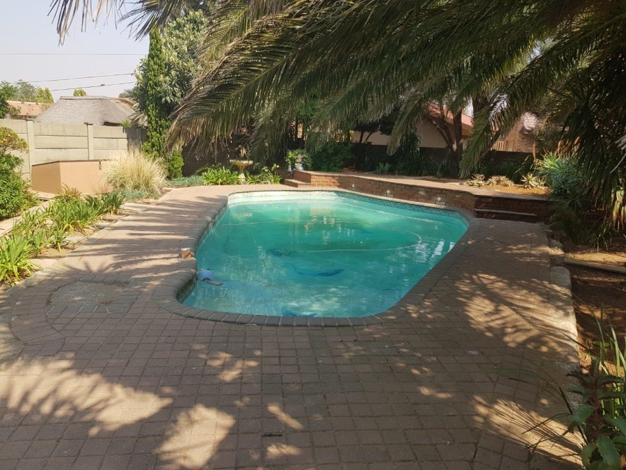 3 Bedroom Property for Sale in Falcon Ridge Gauteng