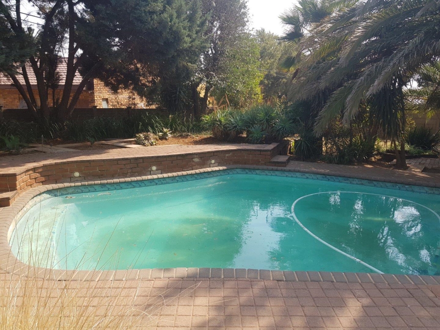 3 Bedroom Property for Sale in Falcon Ridge Gauteng