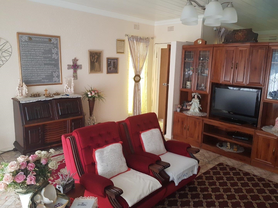 3 Bedroom Property for Sale in Falcon Ridge Gauteng