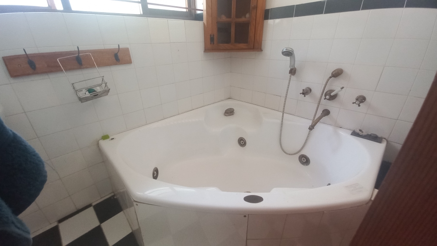 4 Bedroom Property for Sale in Bryanston East Gauteng