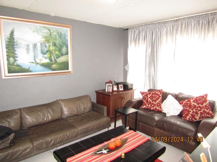 3 Bedroom Property for Sale in Bramley Gauteng