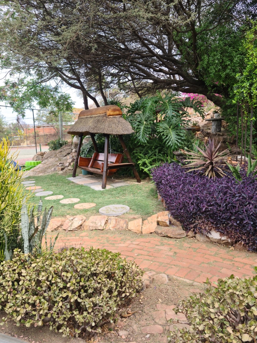 3 Bedroom Property for Sale in La Montagne Gauteng