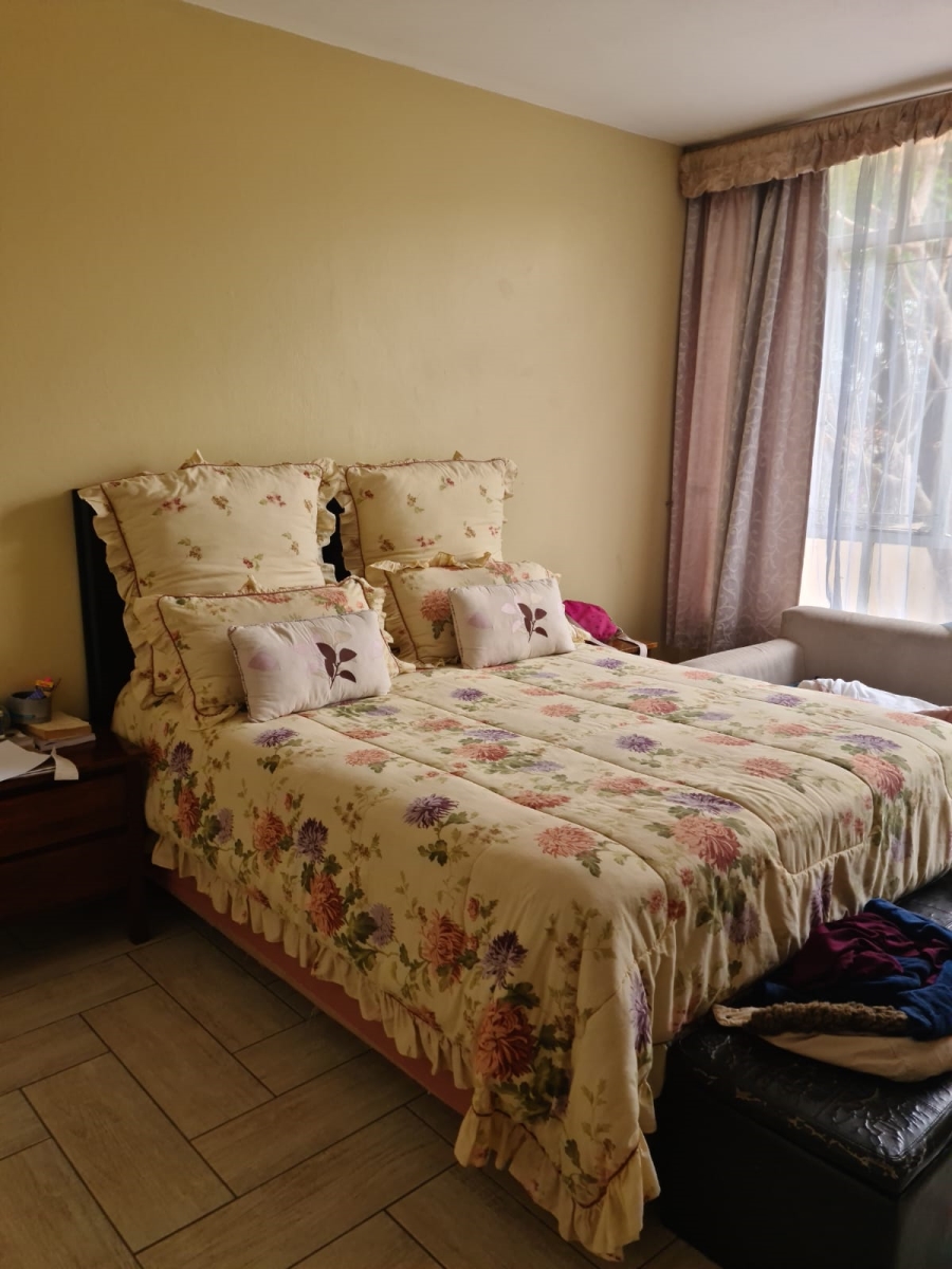 3 Bedroom Property for Sale in La Montagne Gauteng