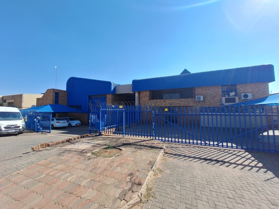 To Let commercial Property for Rent in Robertville Gauteng