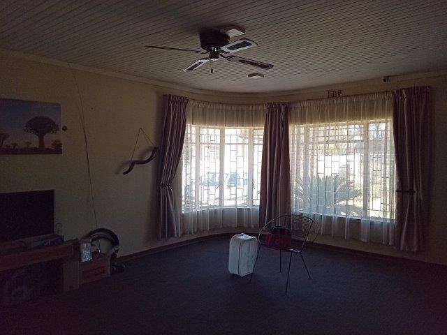 To Let 3 Bedroom Property for Rent in Strubenvale Gauteng