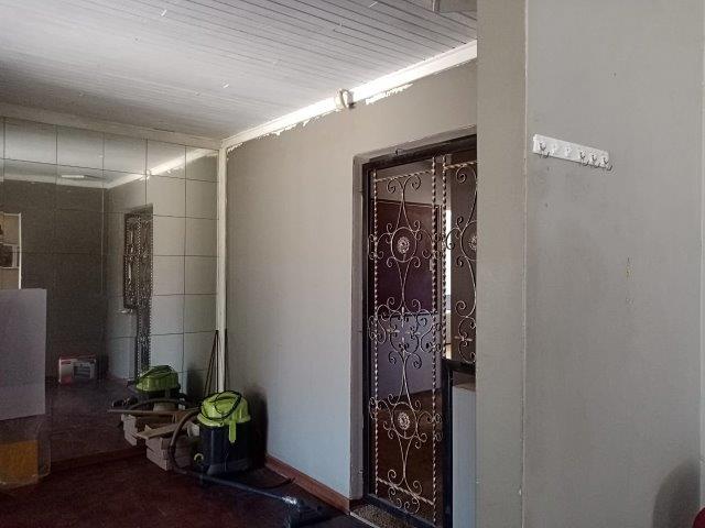 To Let 3 Bedroom Property for Rent in Strubenvale Gauteng