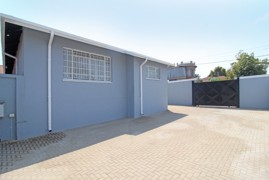 3 Bedroom Property for Sale in Orange Grove Gauteng