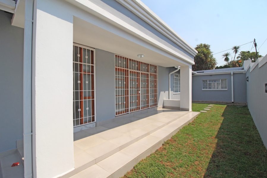 3 Bedroom Property for Sale in Orange Grove Gauteng