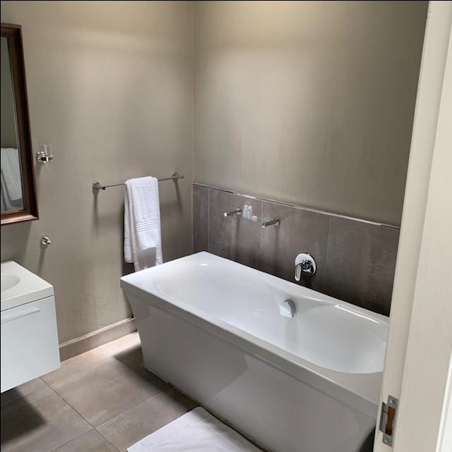 To Let 4 Bedroom Property for Rent in Strathavon Gauteng