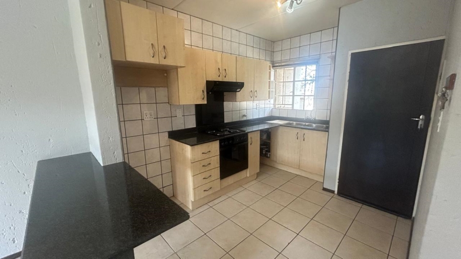 2 Bedroom Property for Sale in Bartlett Gauteng