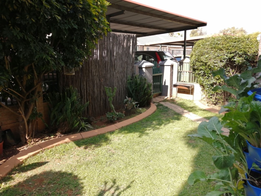 2 Bedroom Property for Sale in Bartlett Gauteng