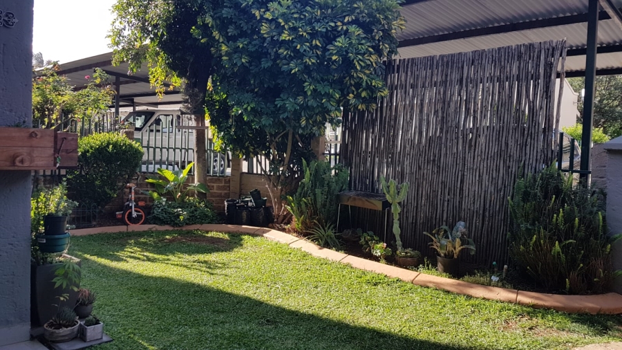 2 Bedroom Property for Sale in Bartlett Gauteng