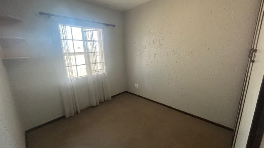 2 Bedroom Property for Sale in Bartlett Gauteng