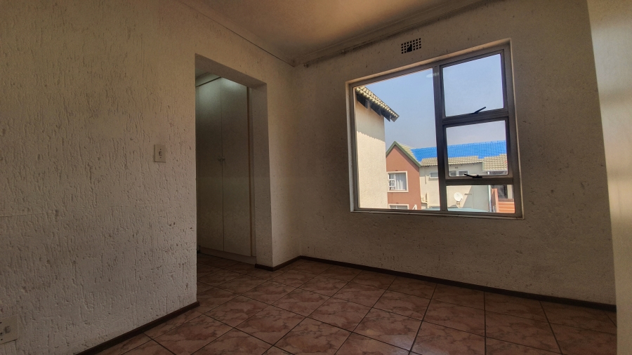 To Let 3 Bedroom Property for Rent in Winchester Hills Gauteng