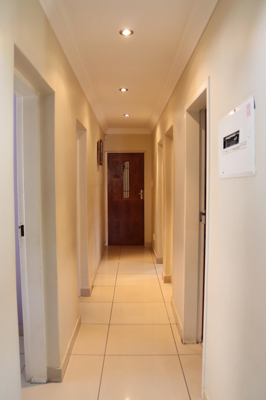 5 Bedroom Property for Sale in Meredale Gauteng