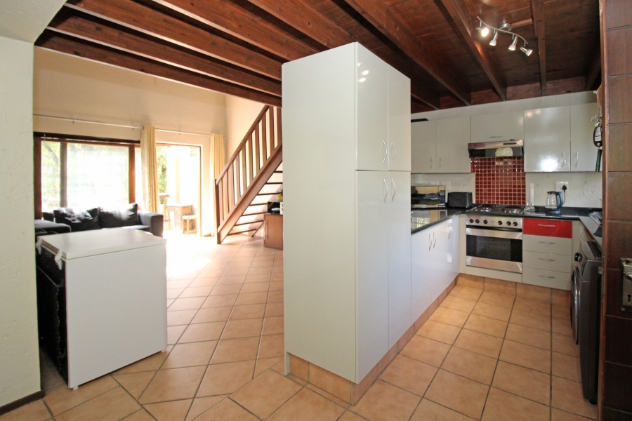 2 Bedroom Property for Sale in Sunninghill Gauteng