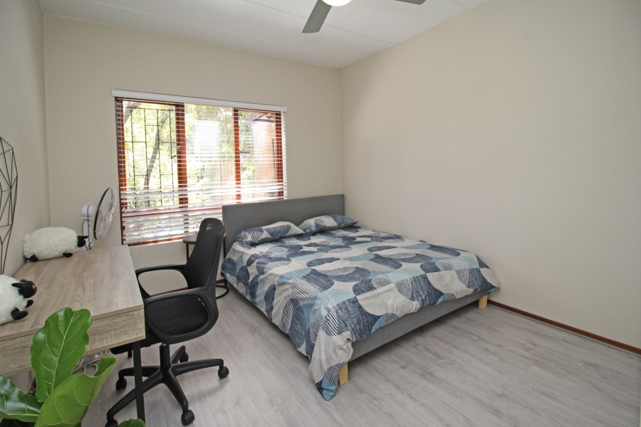 2 Bedroom Property for Sale in Sunninghill Gauteng