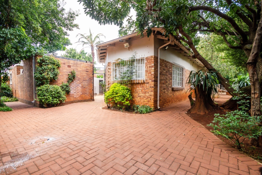 4 Bedroom Property for Sale in Franklin Roosevelt Park Gauteng