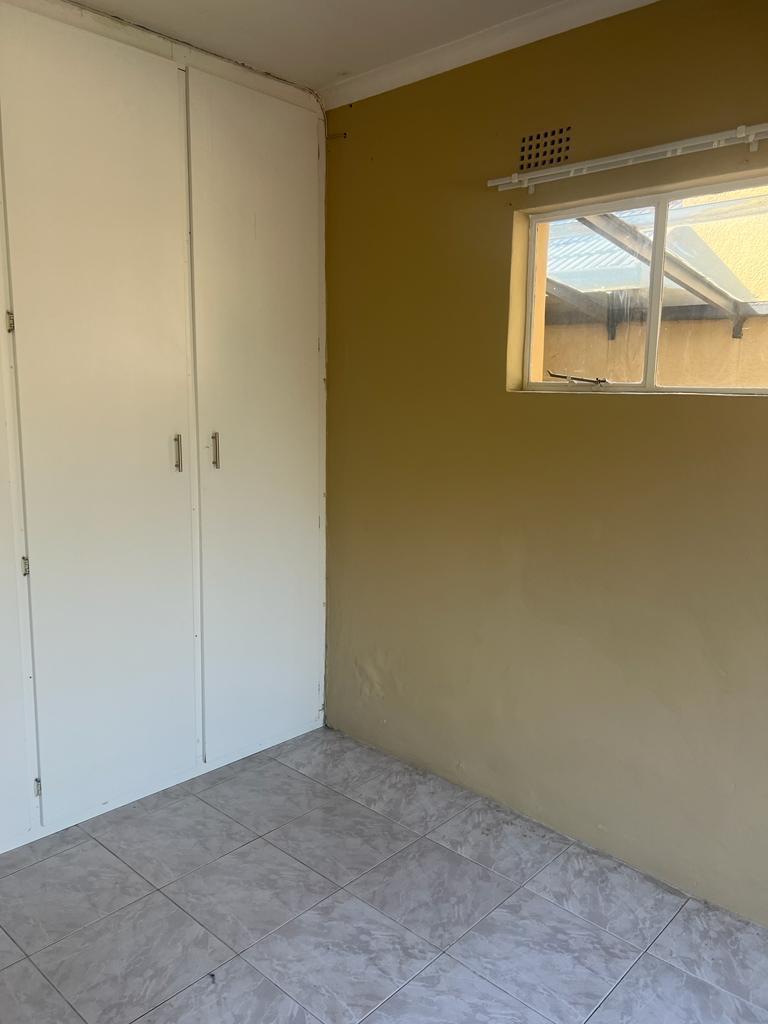 To Let 2 Bedroom Property for Rent in Wendywood Gauteng