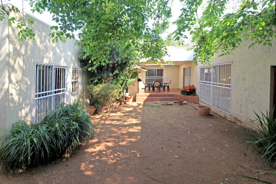 3 Bedroom Property for Sale in Orange Grove Gauteng