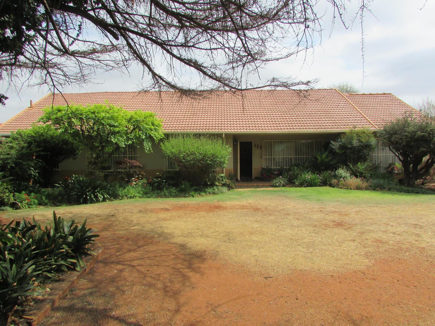 4 Bedroom Property for Sale in Westonaria Gauteng